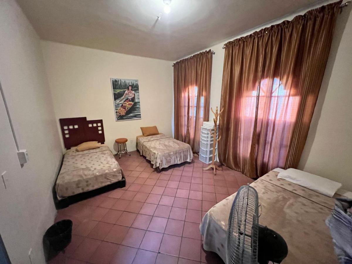 Hostal Santuario De Las Libelulas غوادالاجارا المظهر الخارجي الصورة